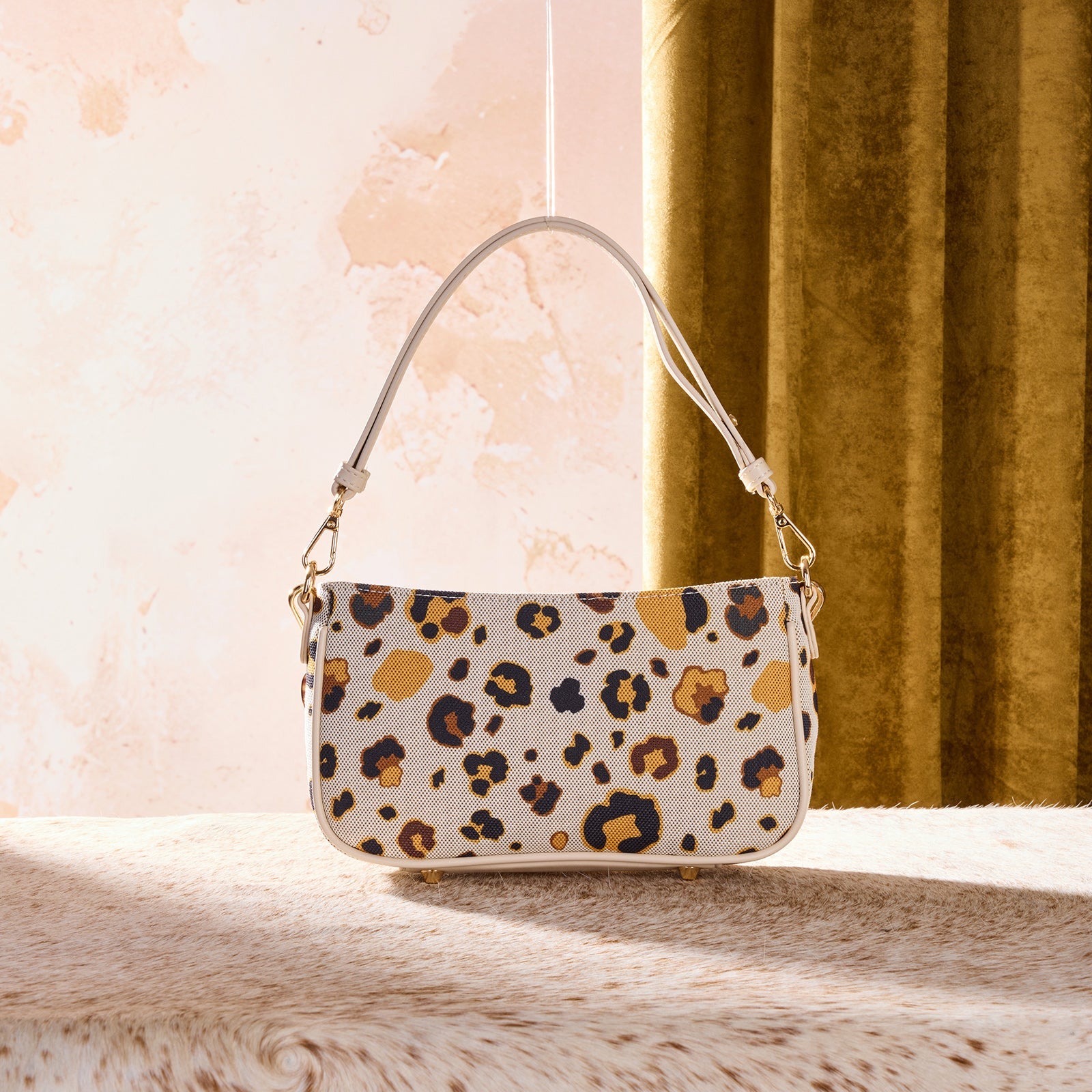 Wrangler Leopard Print Canvas Shoulder Bag with Chain Strap