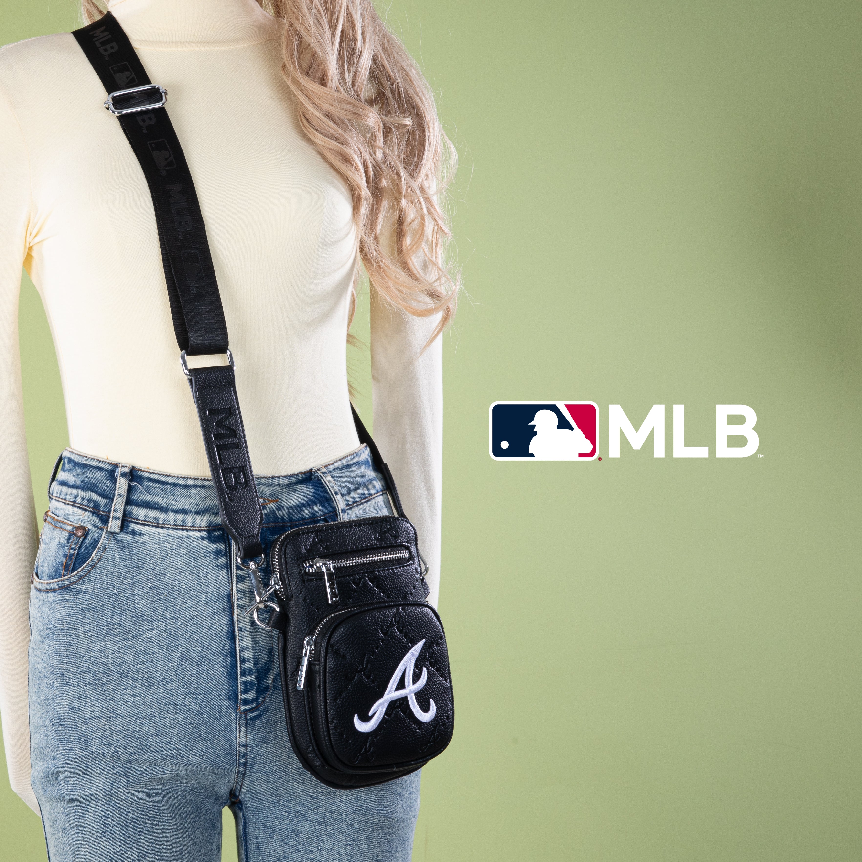 MLB Atlanta Braves Mini Crossbody Purse