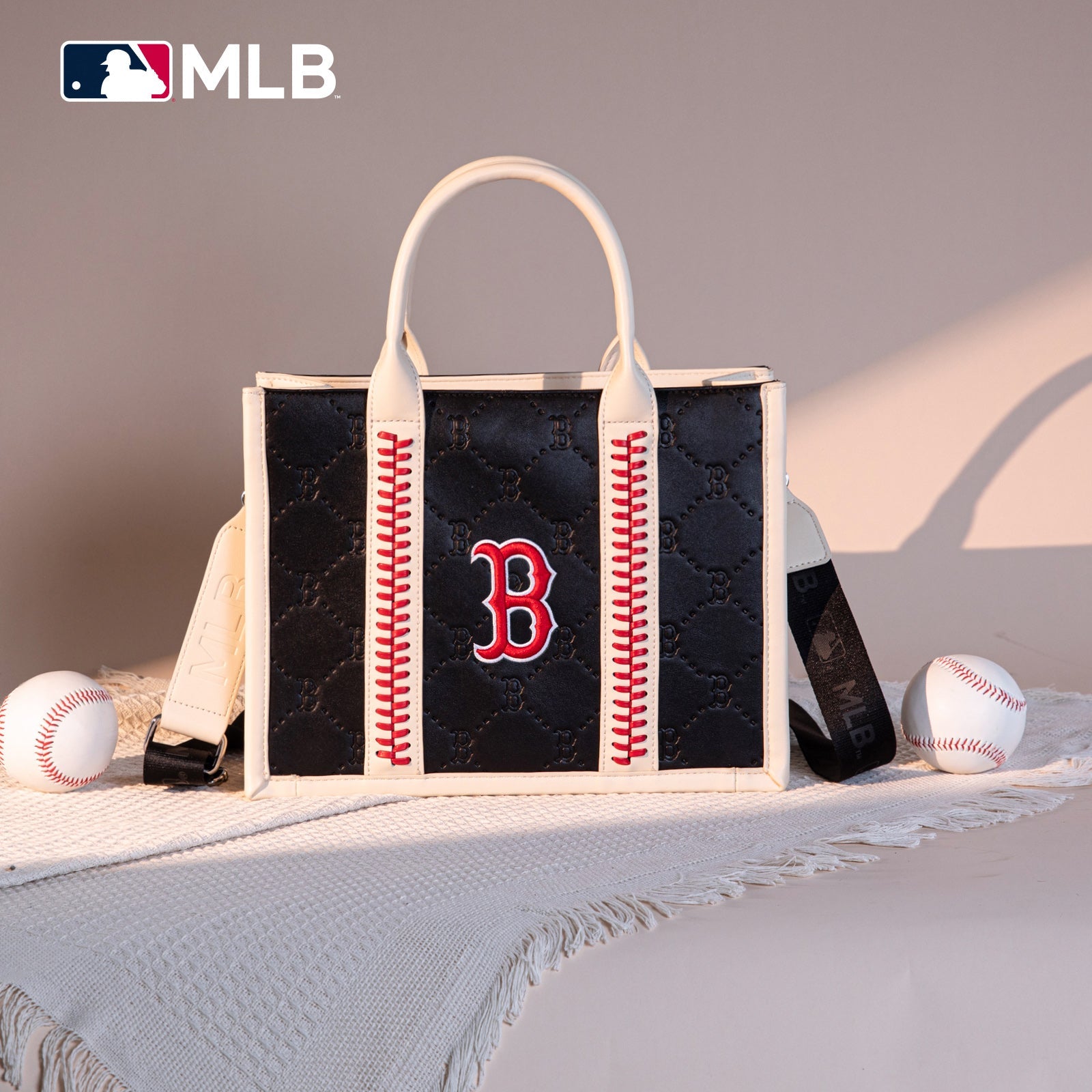 MLB Boston Red Sox Team Whipstitch Tote/Crossbody