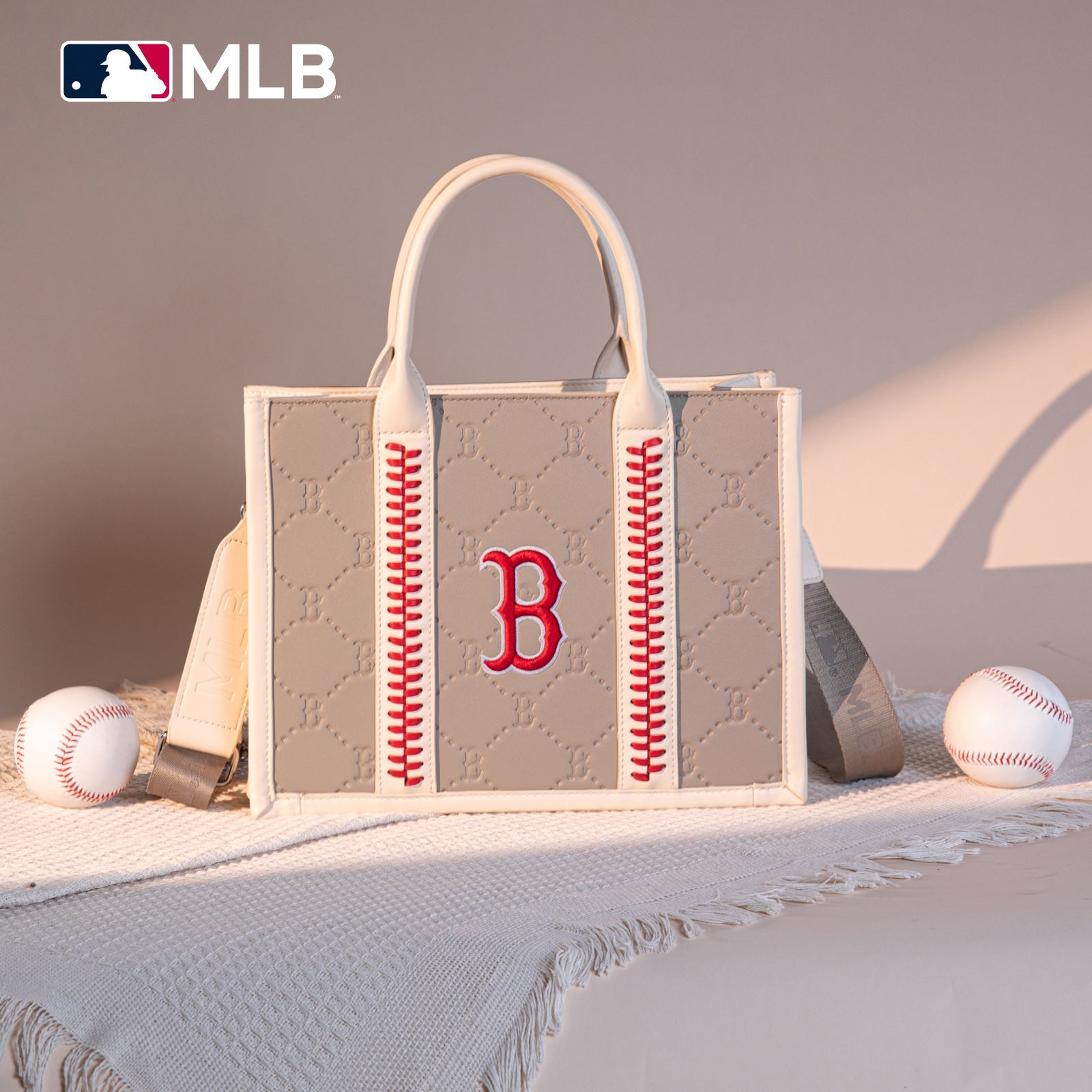 MLB Boston Red Sox Team Whipstitch Tote/Crossbody