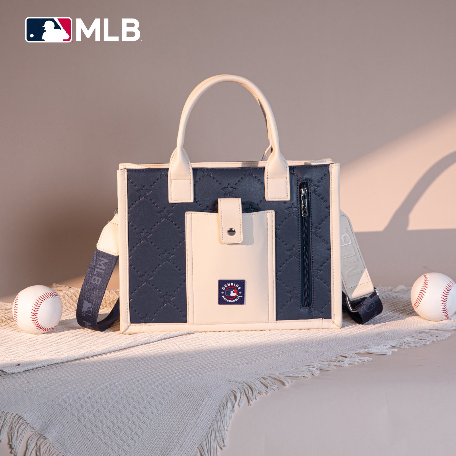 MLB-HA100-100   MLB Houston Astros Team Whipstitch Tote/Crossbody