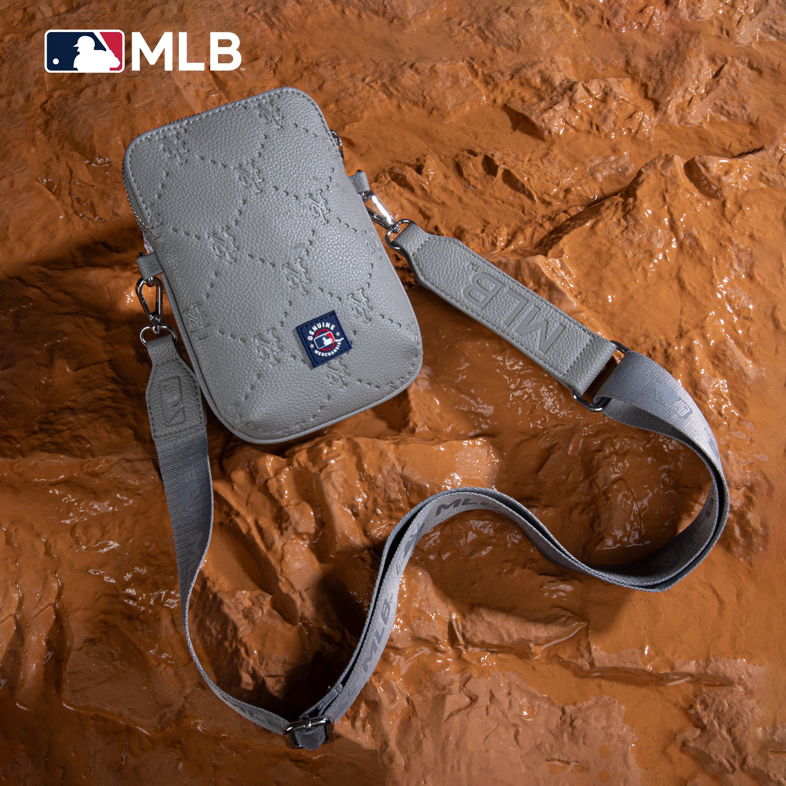 MLB New York Mets Mini Crossbody Purse