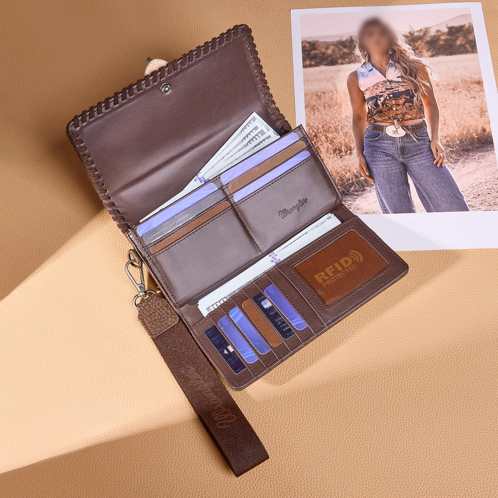 Wrangler Western Buckle RFID Wallet