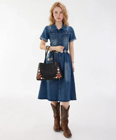 Wrangler 3D Floral Appliqués Tote Bag in BK