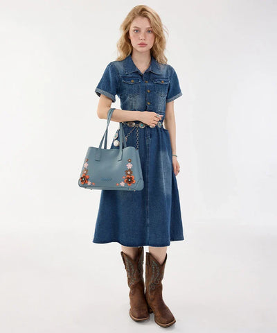 Wrangler 3D Floral Appliqués Tote Bag in JN