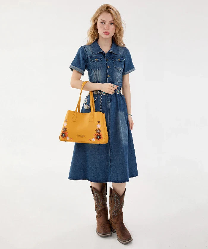 Wrangler 3D Floral Appliqués Tote Bag in YL