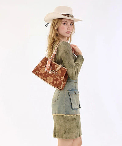 Wrangler Vintage Floral Print Canvas Shoulder Bag in BR