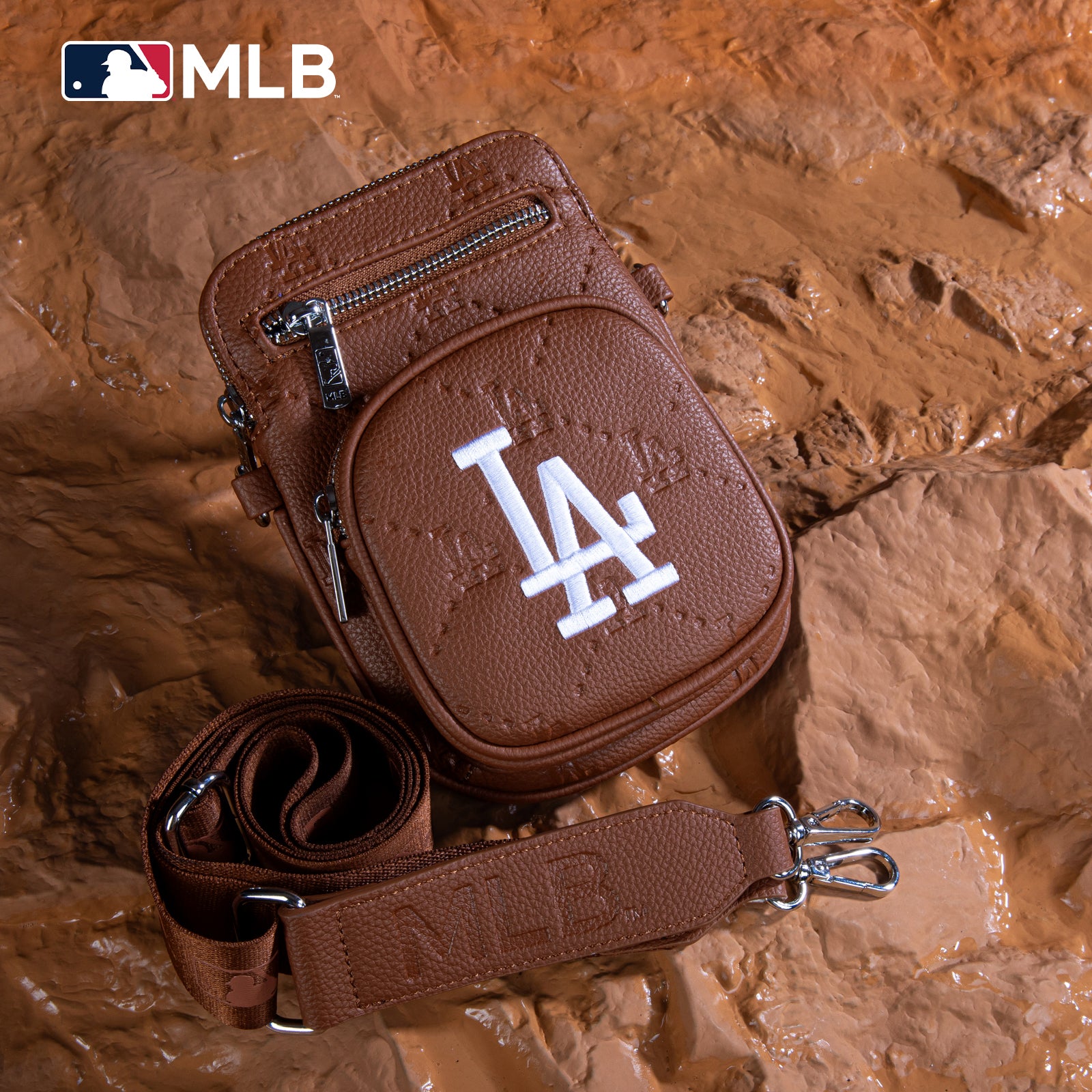 MLB Los Angeles Dodgers Mini Crossbody Purse