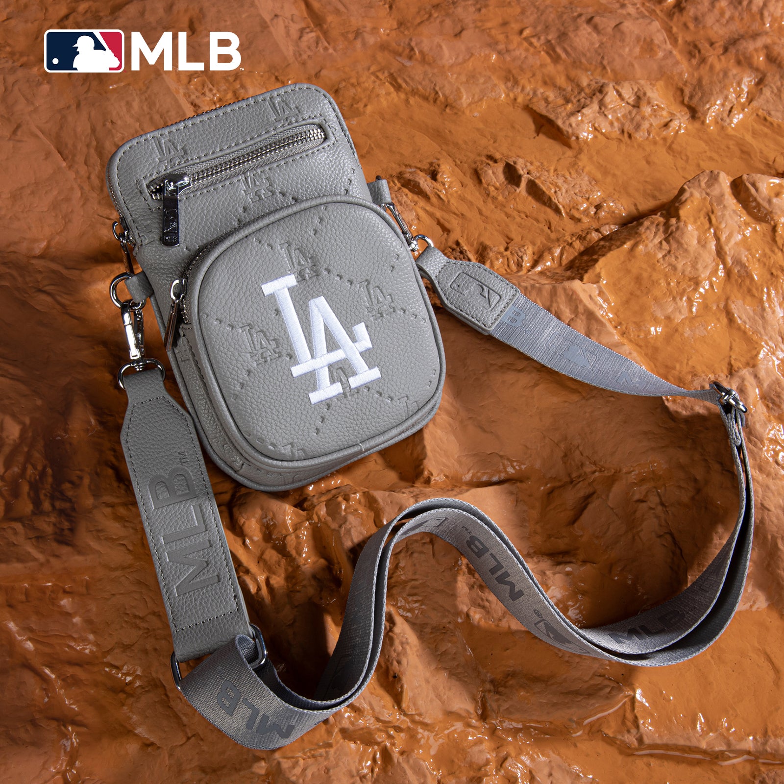 MLB Los Angeles Dodgers Mini Crossbody Purse