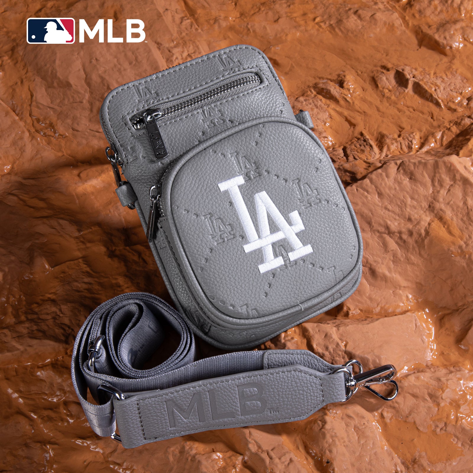 MLB Los Angeles Dodgers Mini Crossbody Purse