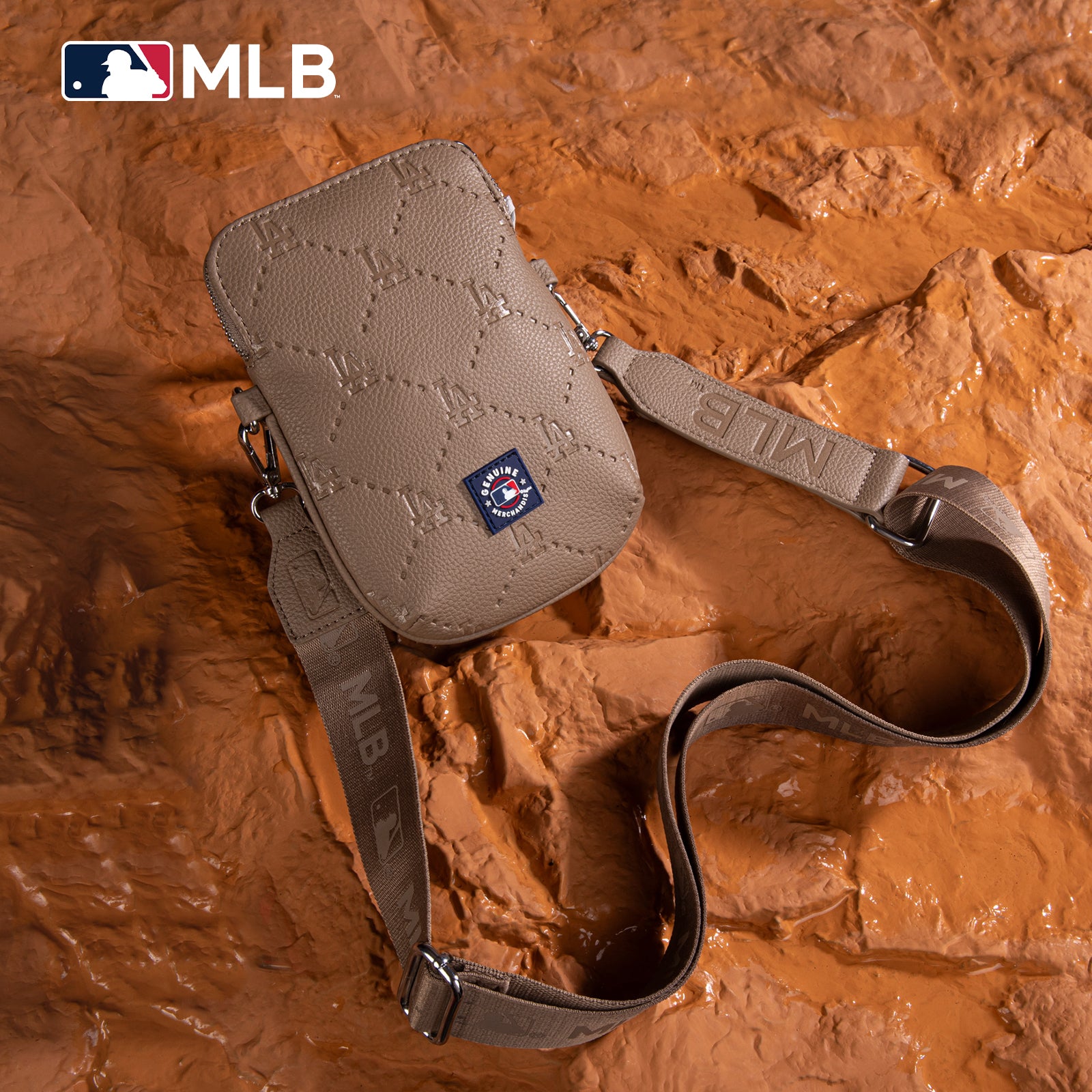 MLB Los Angeles Dodgers Mini Crossbody Purse