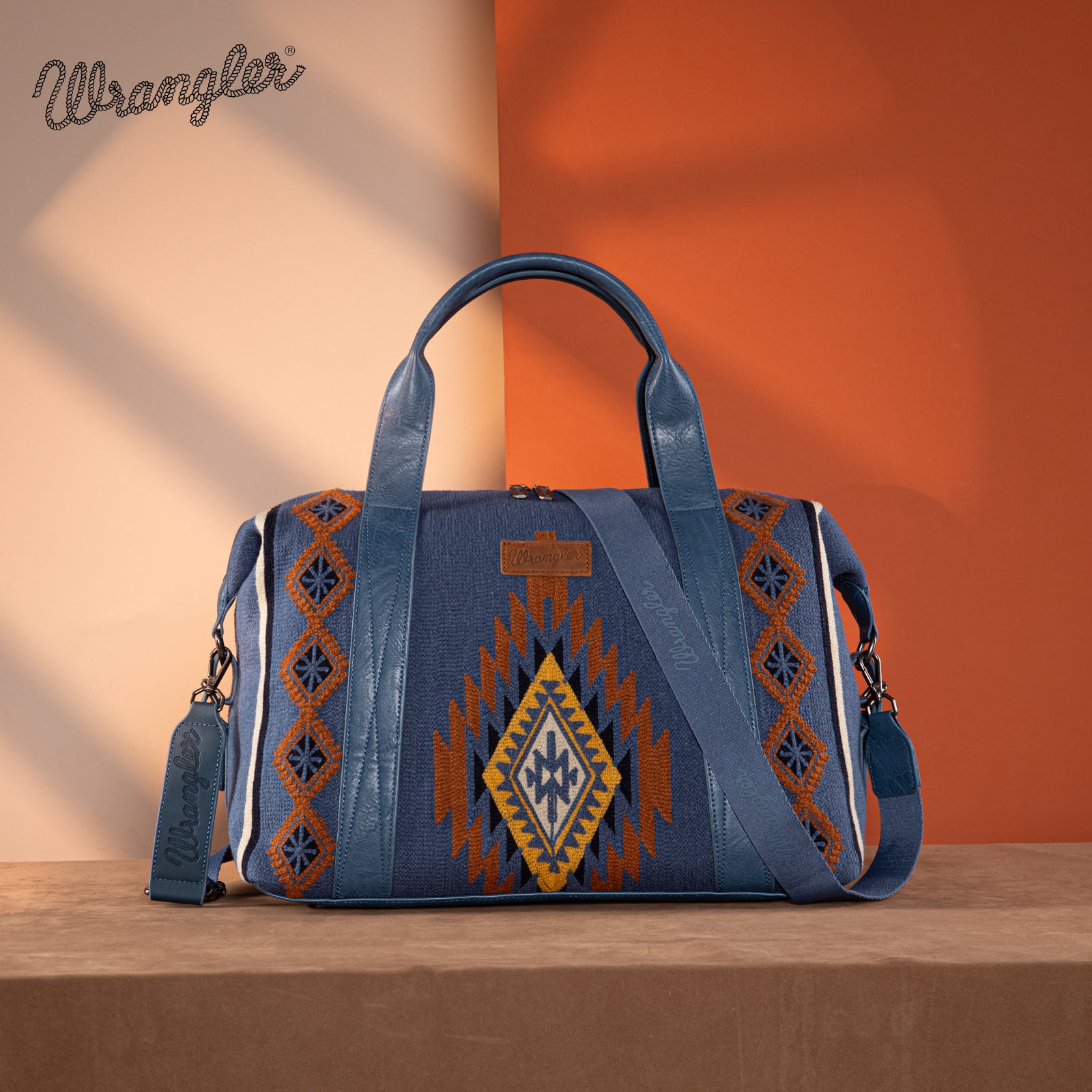 Wrangler Aztec Knitted Duffle Bag Set