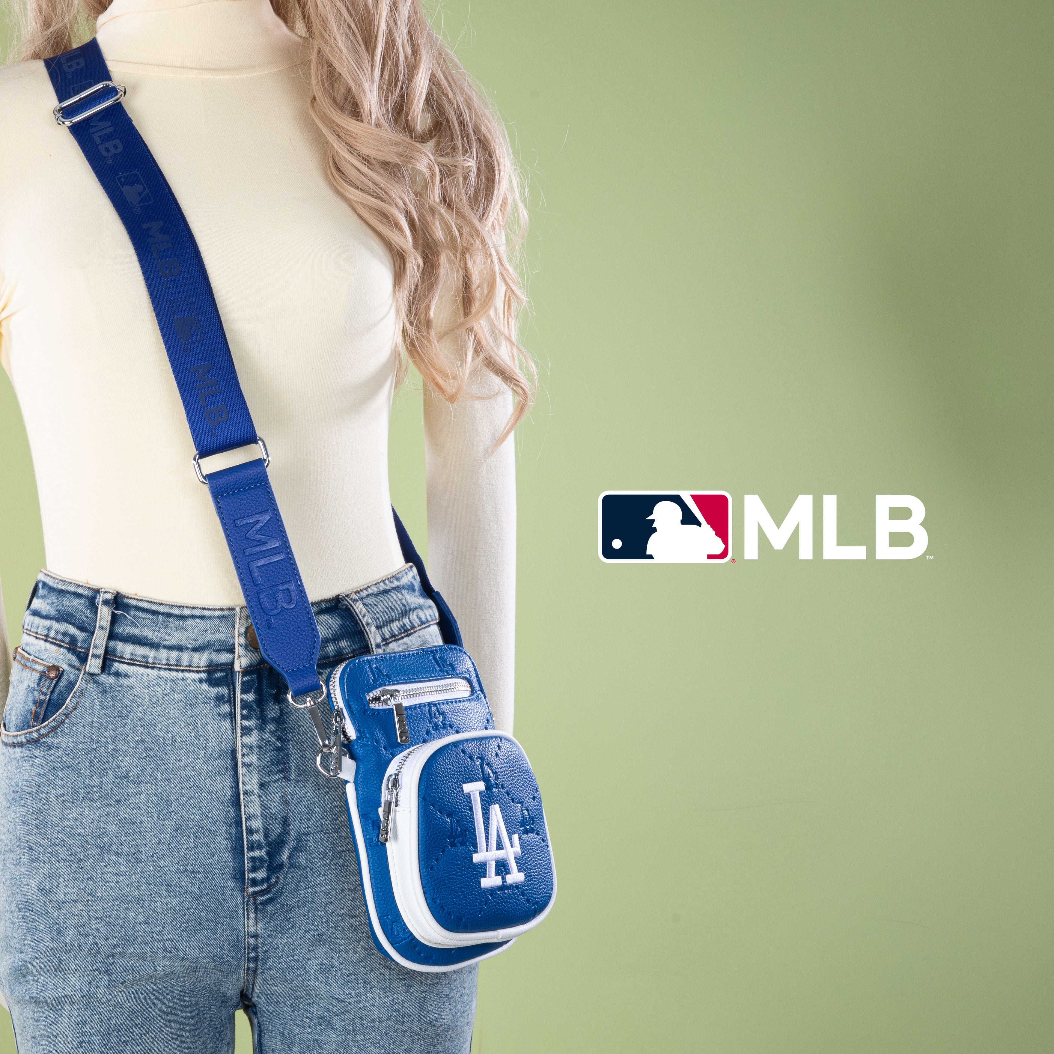 MLB Los Angeles Dodgers Mini Crossbody Purse