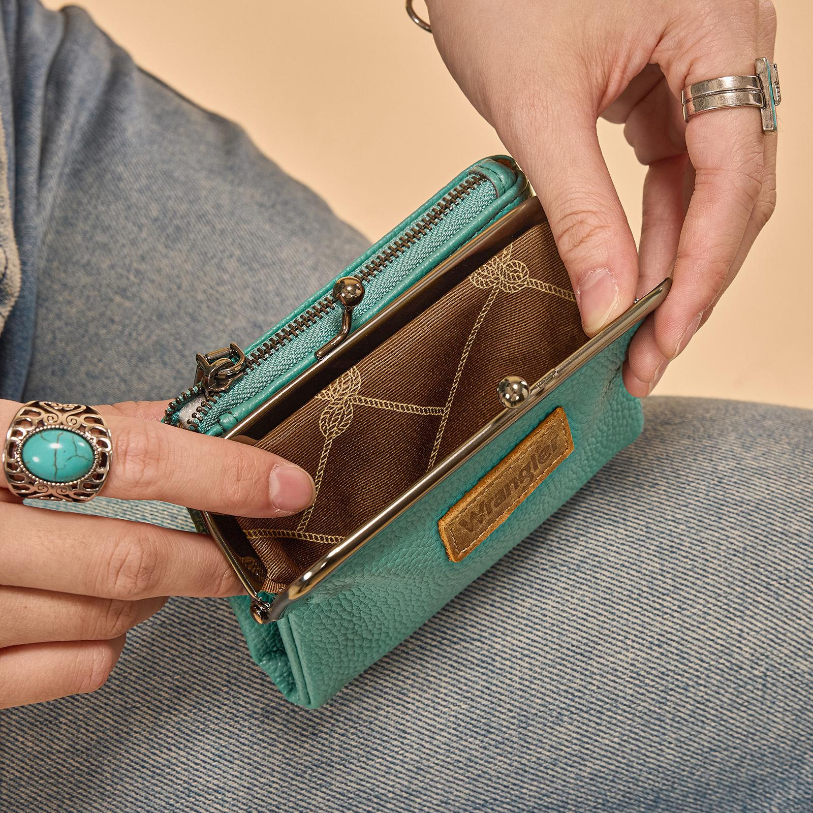 Wrangler Women's Wallet RFID Blocking Wallets Small Bifold Credit Card Holder with Kiss Clasp Black